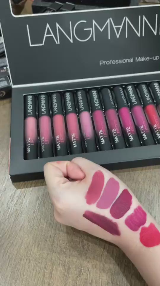 Matte Lippenstift Set – Wasserfest & Langanhaltend