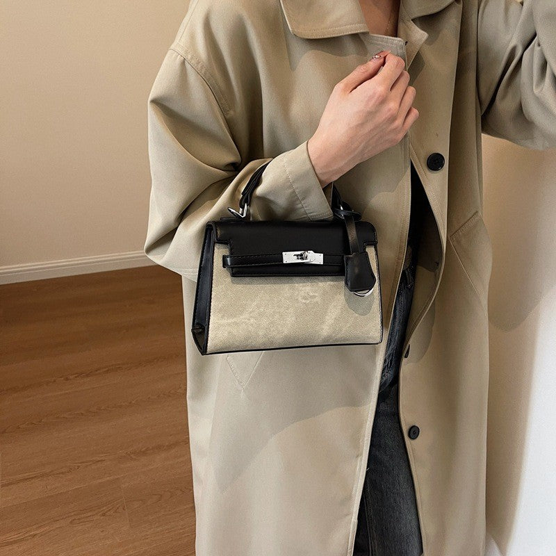 Elegant Retro Shoulder Bag for Women